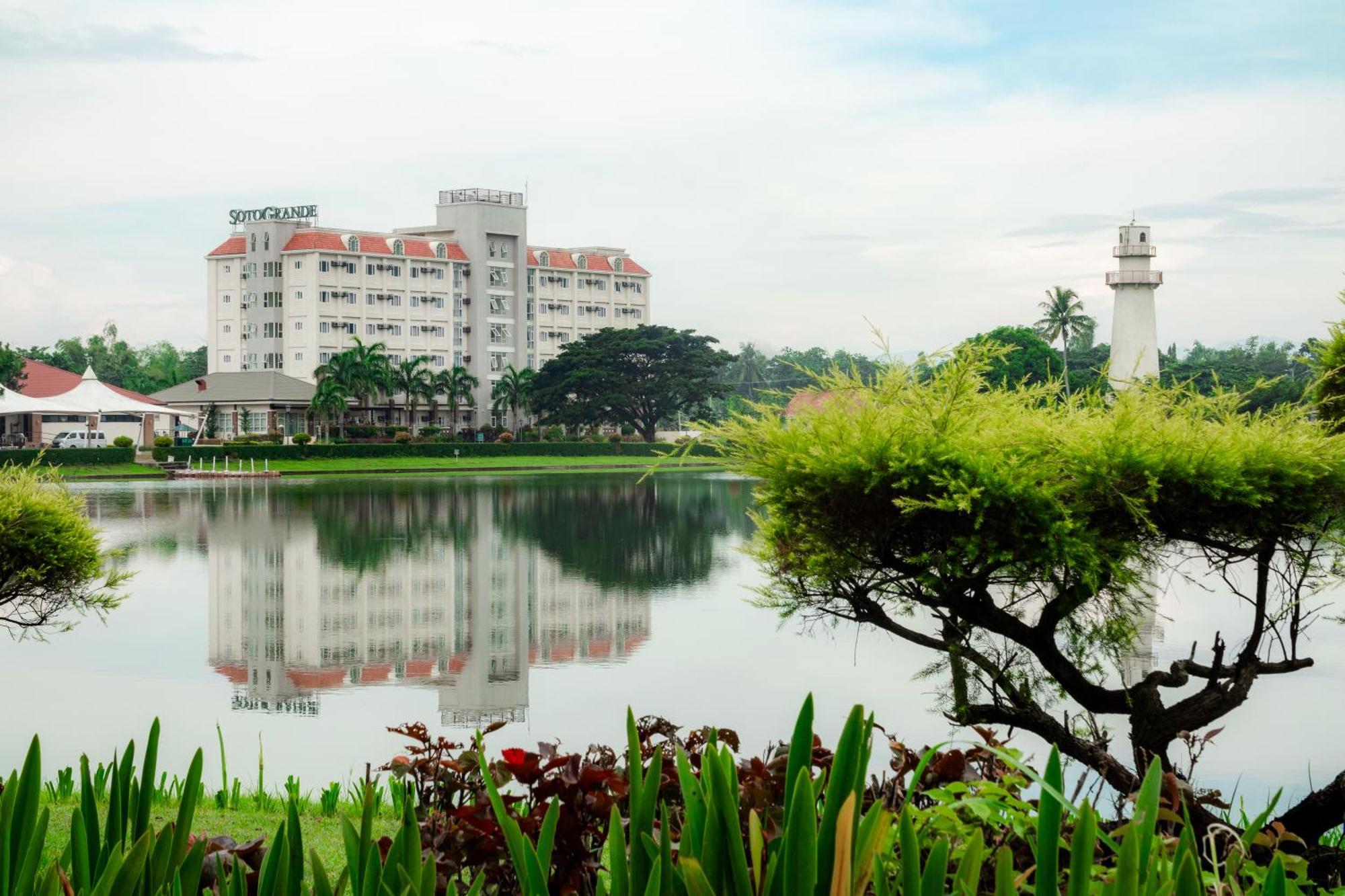 Sotogrande Iloilo Hotel Exterior foto